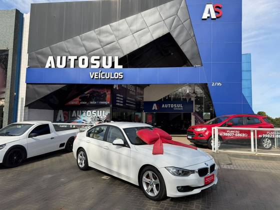 BMW 320i 2.0 16V TURBO ACTIVE FLEX 4P AUTOMÁTICO BMW 320i 2.0 16V TURBO ACTIVE FLEX 4P AUTOMÁTICO